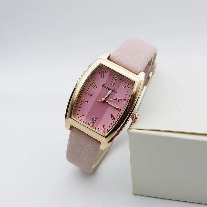 Vintage Women's Quartz Watch – Leather Strap, Fashion Wrist Accessory, Party & Gift.