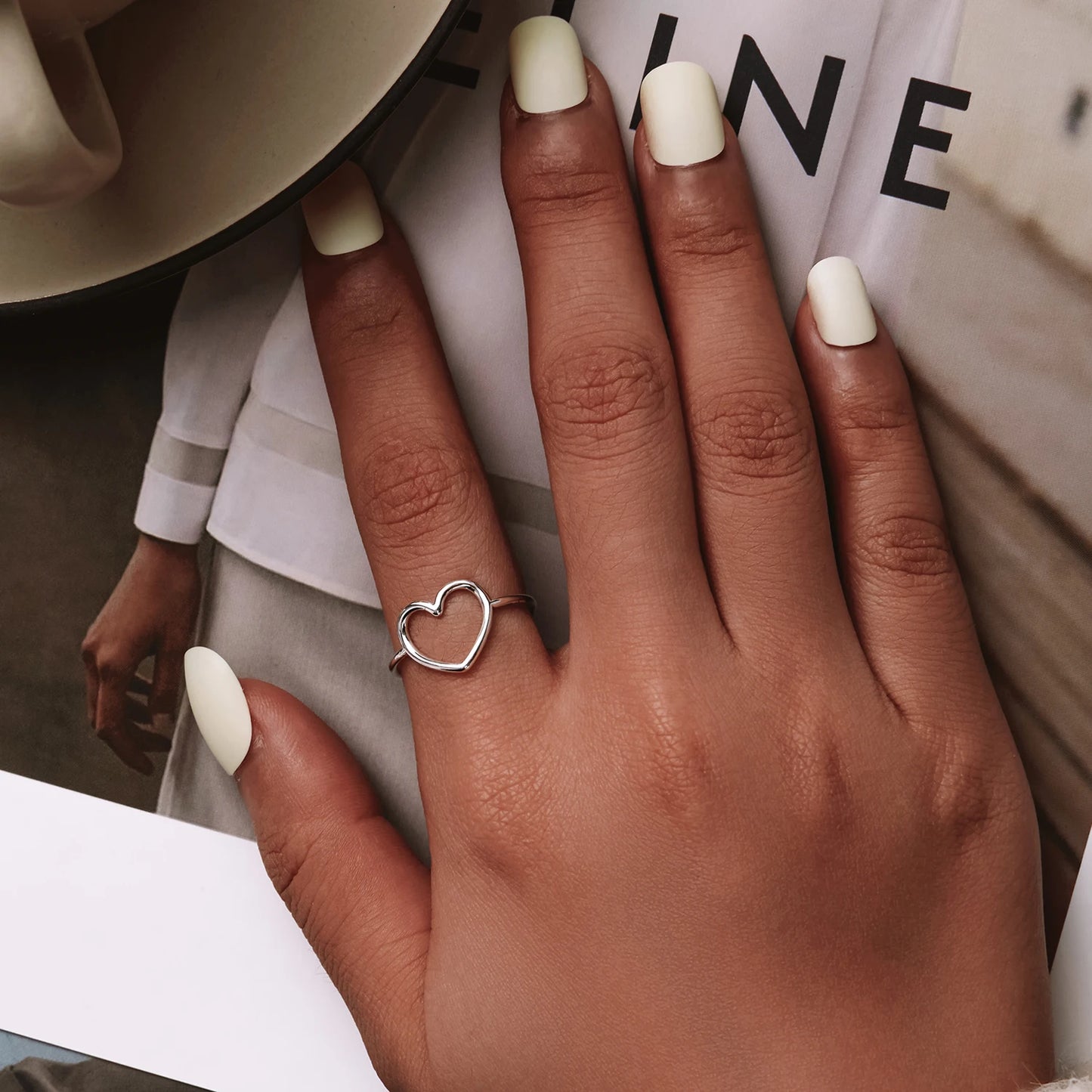 Elegant 925 Sterling Silver Heart Ring – A Symbol of Timeless Love and Everyday Elegance.