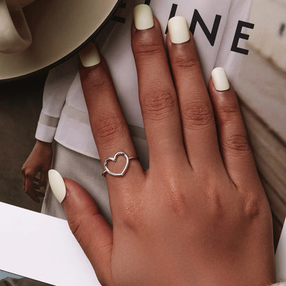 Elegant 925 Sterling Silver Heart Ring – A Symbol of Timeless Love and Everyday Elegance.