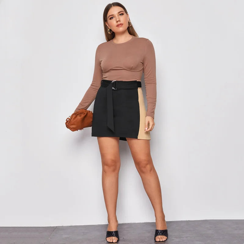 Flowy Pleated Skirt – Comfort Meets Elegance.