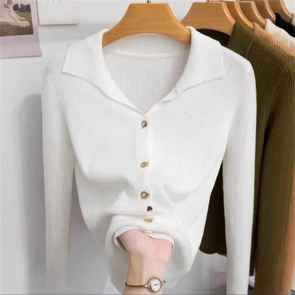 Timeless Warmth – The Elegant Korean Polo Cardigan You’ll Wear All Season.