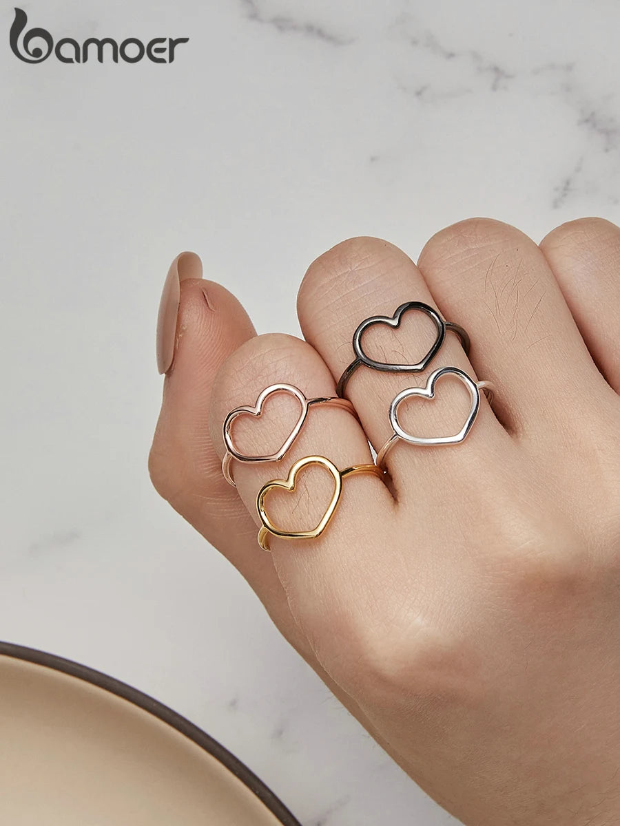Elegant 925 Sterling Silver Heart Ring – A Symbol of Timeless Love and Everyday Elegance.
