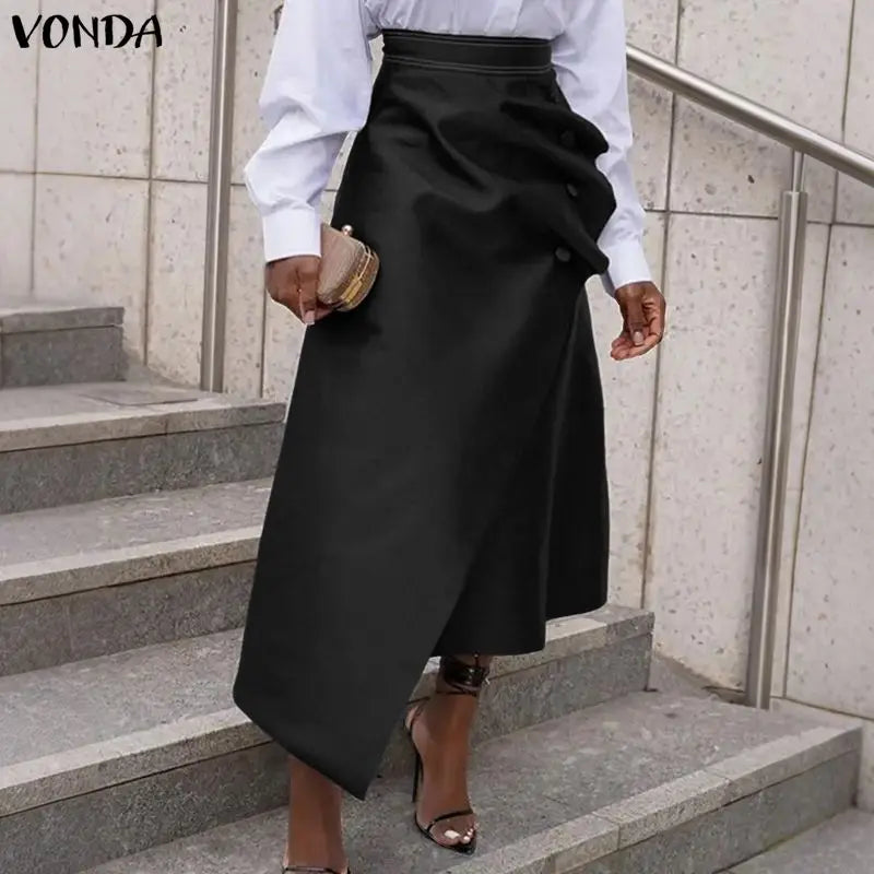 Plus Size High Waist Satin Skirt – Elegant Pleated Design.