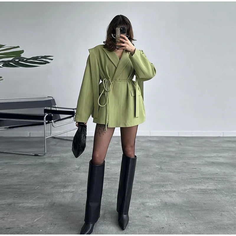 Striped Belted Vest – Effortless Chic for Every Season.