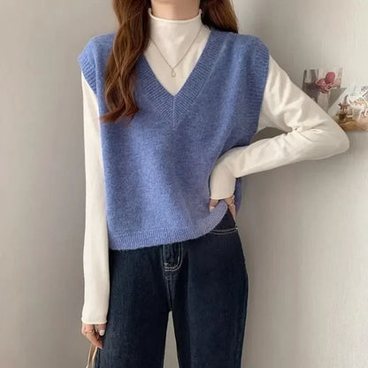Minimalist Women’s V-Neck Knit Vest – Cozy Korean Aesthetic.
