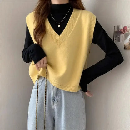 Minimalist Women’s V-Neck Knit Vest – Cozy Korean Aesthetic.