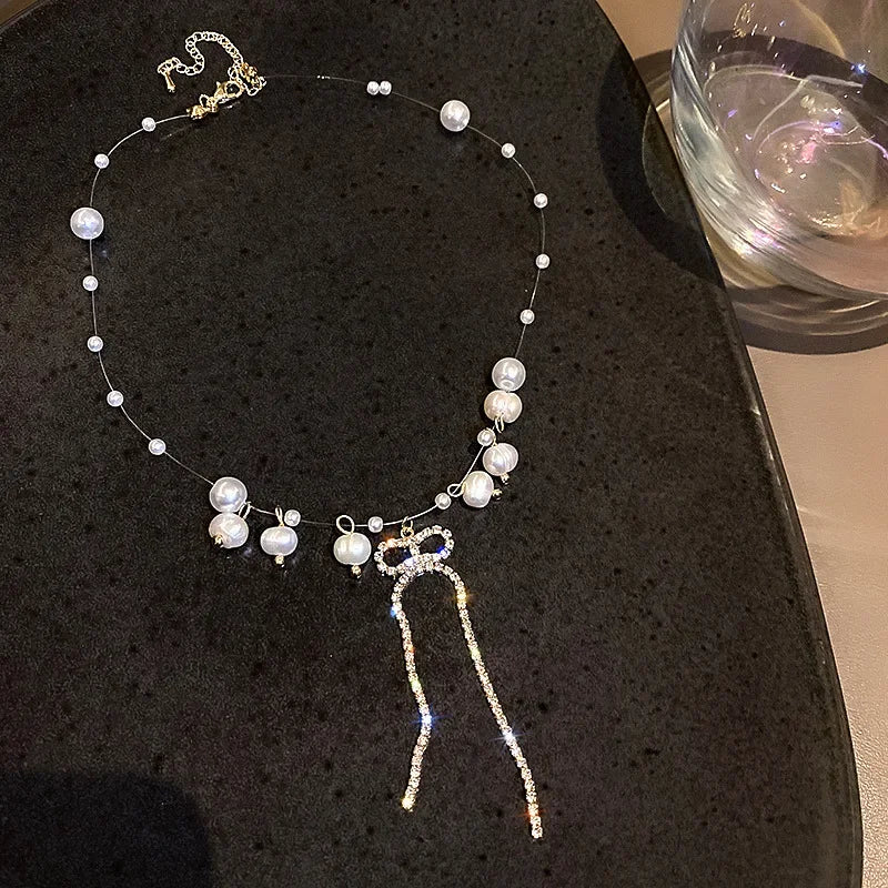 Geometric Hollow Heart Necklace – Modern Minimalist Pendant for Women.