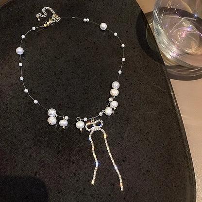 Geometric Hollow Heart Necklace – Modern Minimalist Pendant for Women.