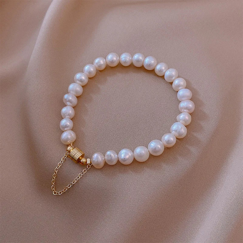 Lustrous Pearl Harmony Bracelet – 14K Gold-Filled Magnetic Clasp Jewelry for Women.