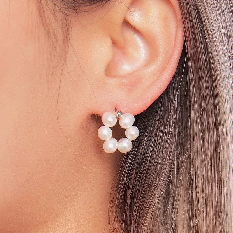 925 Sterling Silver Mini Pearl Stud Earrings – Elegant Natural White Pearls.