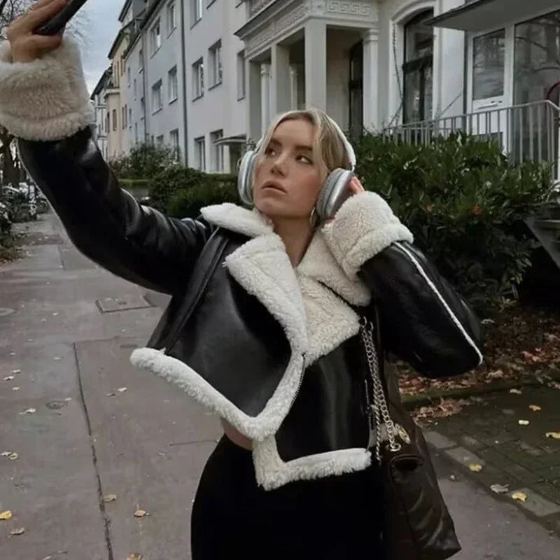 Cropped Leather & Wool Jacket – Stylish Bomber Tweed Coat.