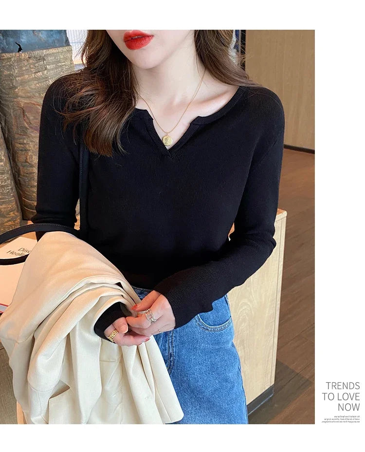 Elegant Knit V-Neck Sweater – Slim Fit Autumn Winter Pullover for Women.