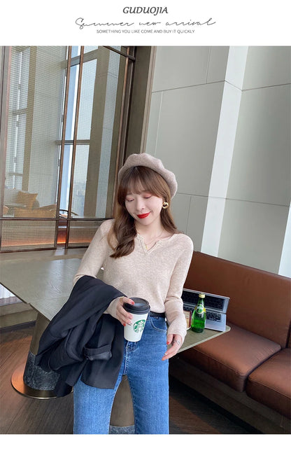 Elegant Knit V-Neck Sweater – Slim Fit Autumn Winter Pullover for Women.