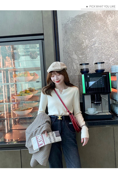 Elegant Knit V-Neck Sweater – Slim Fit Autumn Winter Pullover for Women.