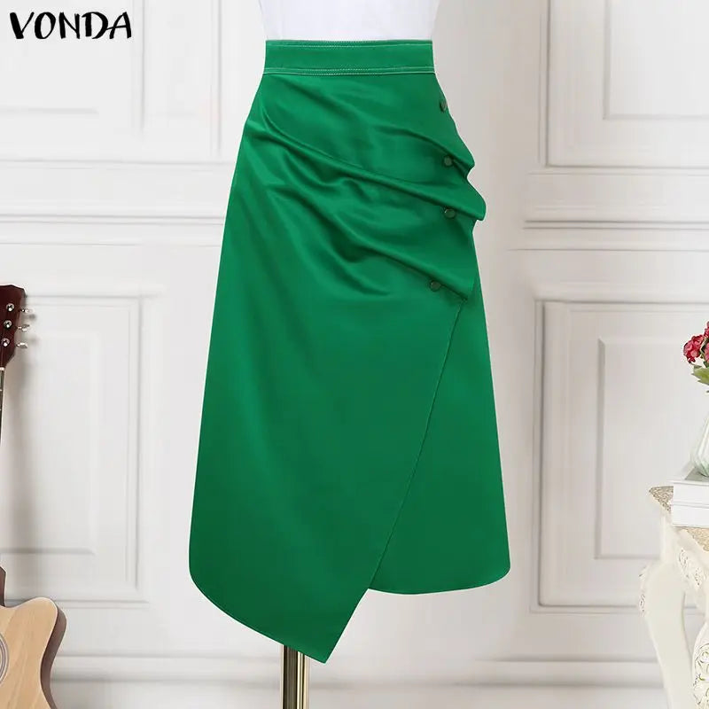Plus Size High Waist Satin Skirt – Elegant Pleated Design.
