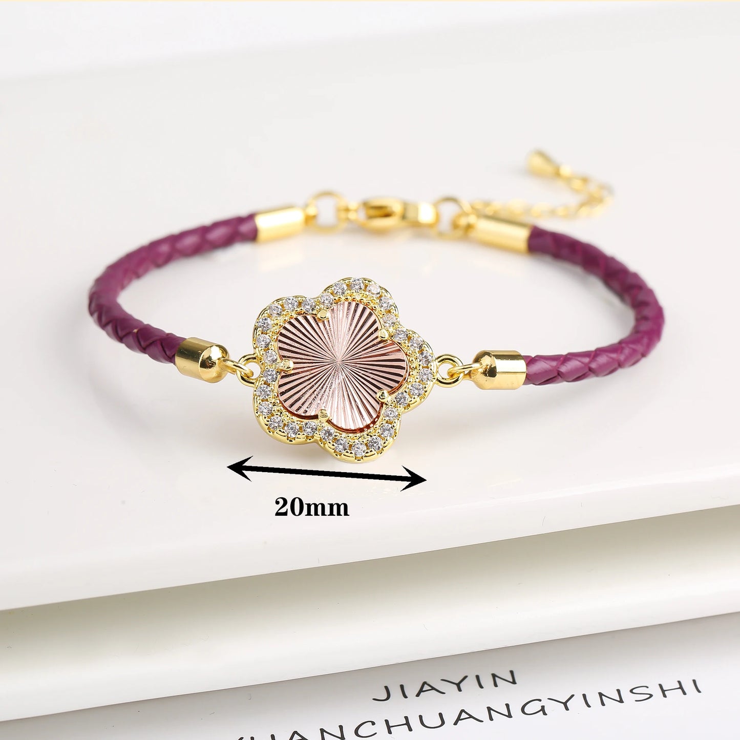 Five-Leaf Flower Natural Stone Bracelet – Chic Woven Leather Jewelry for Women.