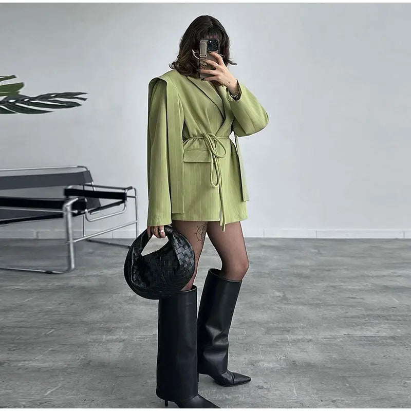 Striped Belted Vest – Effortless Chic for Every Season.