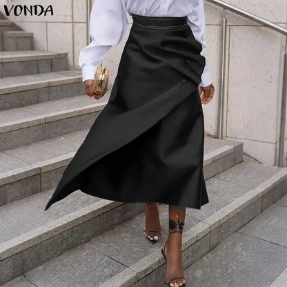 Plus Size High Waist Satin Skirt – Elegant Pleated Design.