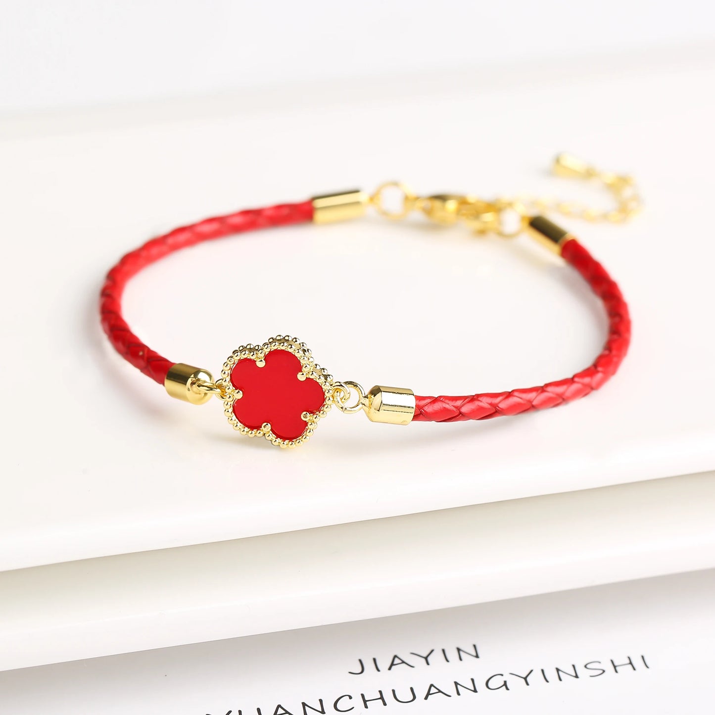 Five-Leaf Flower Natural Stone Bracelet – Chic Woven Leather Jewelry for Women.