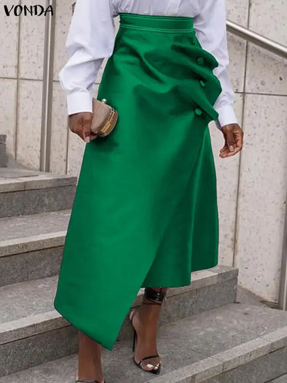 Plus Size High Waist Satin Skirt – Elegant Pleated Design.