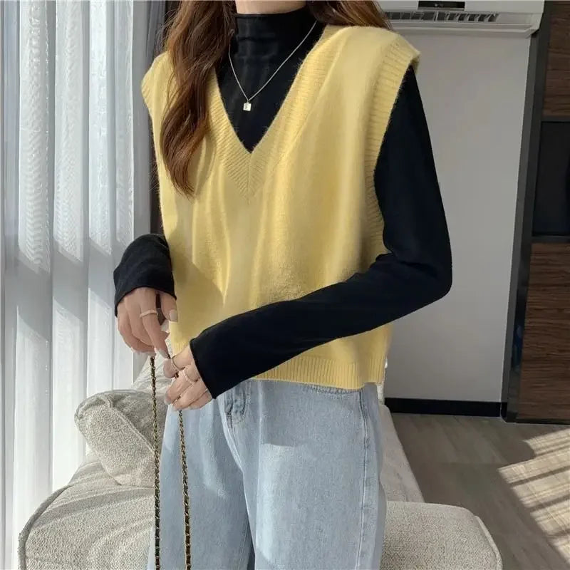 Minimalist Women’s V-Neck Knit Vest – Cozy Korean Aesthetic.