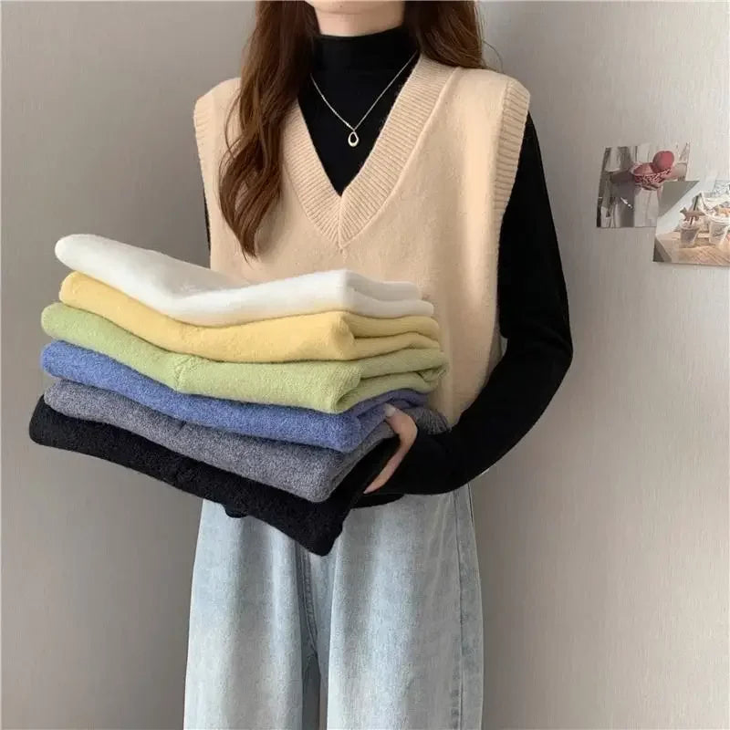 Minimalist Women’s V-Neck Knit Vest – Cozy Korean Aesthetic.