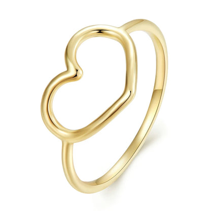 Elegant 925 Sterling Silver Heart Ring – A Symbol of Timeless Love and Everyday Elegance.