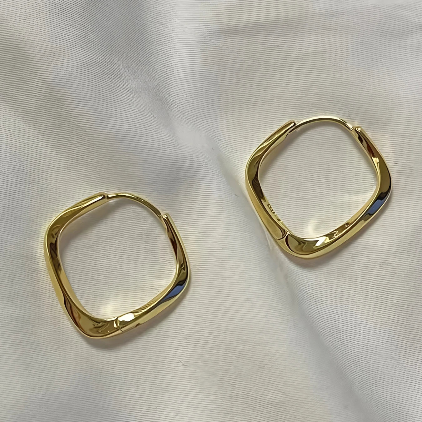 925 Sterling Silver Chunky Hoop Earrings – Geometric Trendy Jewelry for Women.