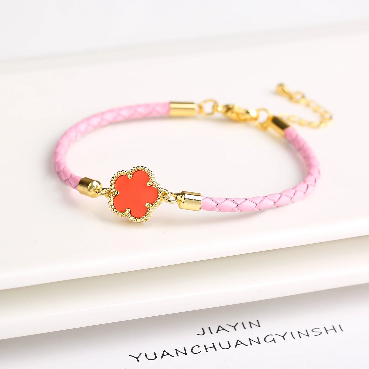 Five-Leaf Flower Natural Stone Bracelet – Chic Woven Leather Jewelry for Women.