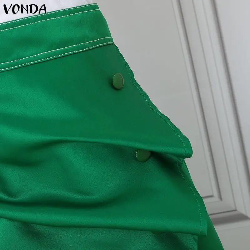 Plus Size High Waist Satin Skirt – Elegant Pleated Design.