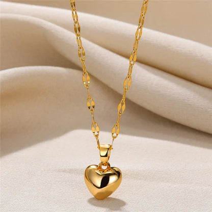 Minimalist Stainless Steel Heart Necklace – Modern Love Pendant for Women.