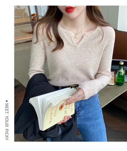 Elegant Knit V-Neck Sweater – Slim Fit Autumn Winter Pullover for Women.