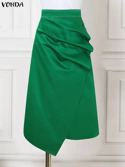 Plus Size High Waist Satin Skirt – Elegant Pleated Design.