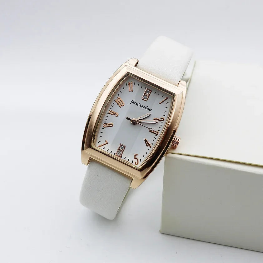 Vintage Women's Quartz Watch – Leather Strap, Fashion Wrist Accessory, Party & Gift.