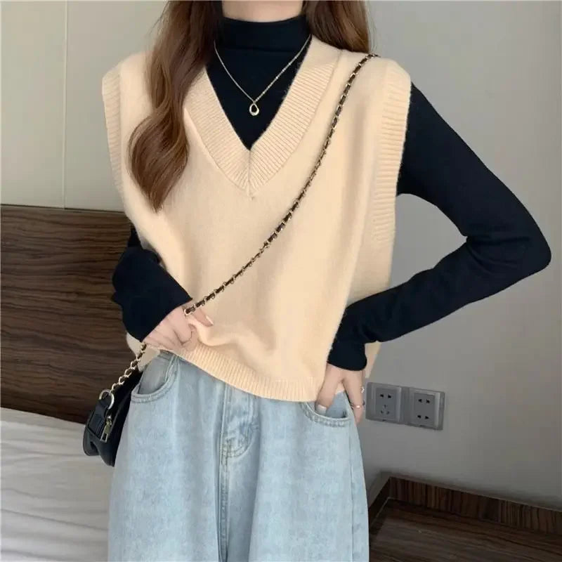 Minimalist Women’s V-Neck Knit Vest – Cozy Korean Aesthetic.