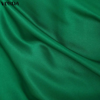 Plus Size High Waist Satin Skirt – Elegant Pleated Design.